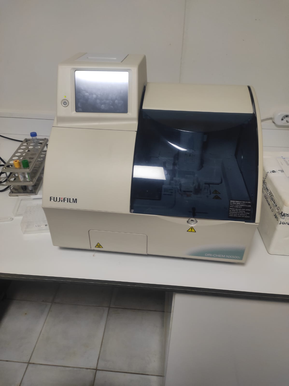 Tam Otomatik Biyokimyasal Analiz Cihazı