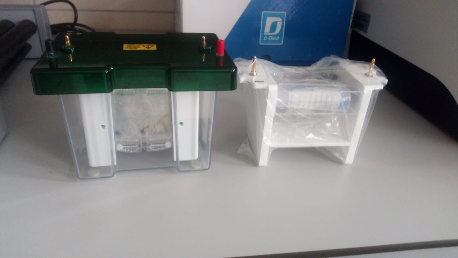 14-Mini Dikey Elektroforez Sistemi