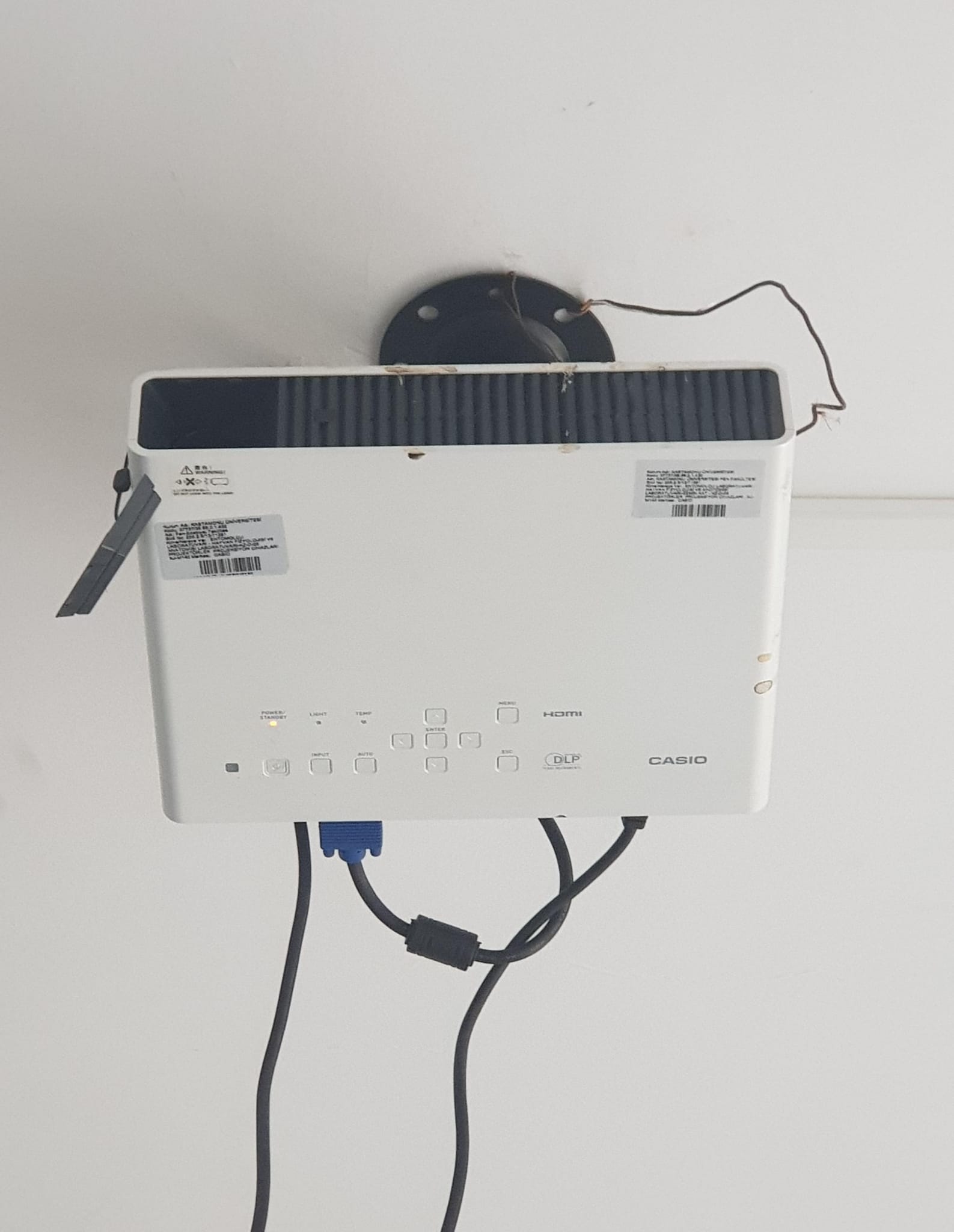 Projeksiyon Cihazı